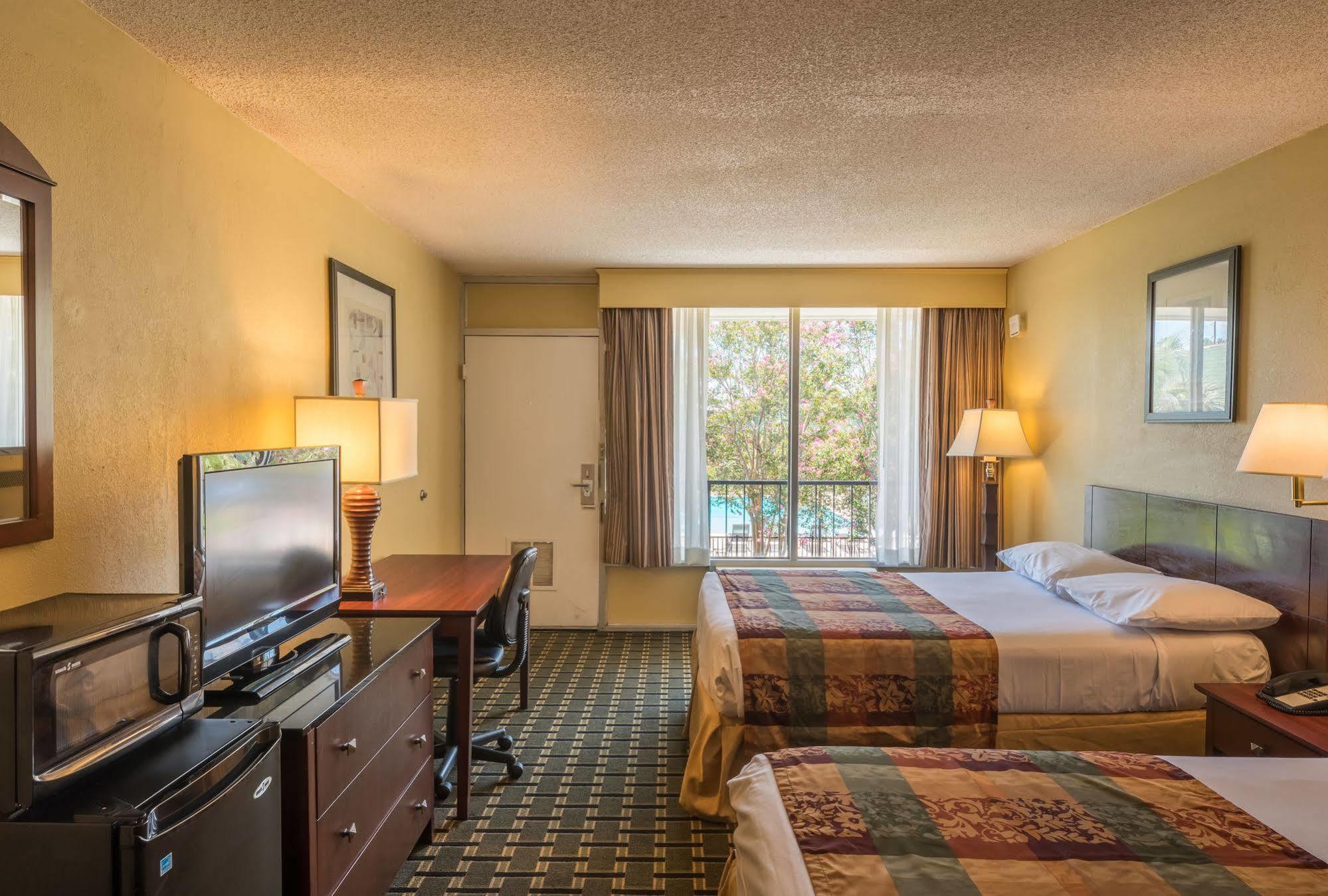 North Charleston Inn Extérieur photo